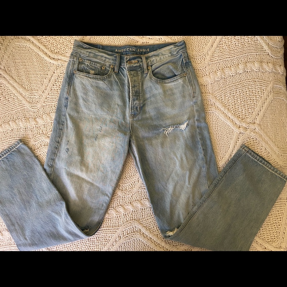 AE 90’s Boyfriend Jean Size 4 Long.